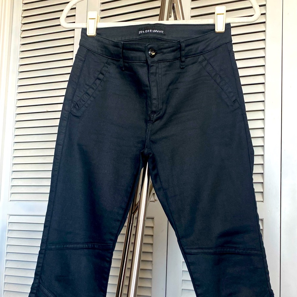 Barely used really cute pants